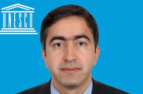 Saxta pul hazırlamaqda təqsirləndirilən azərbaycanlı alimin həbs müddəti uzadıldı