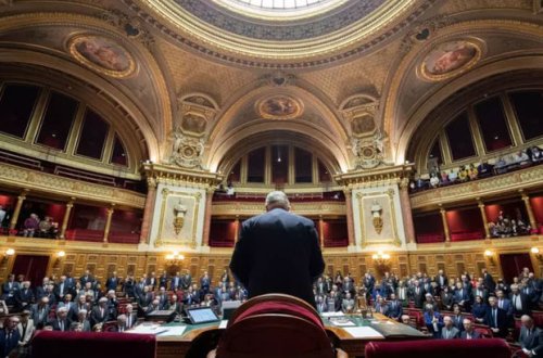 Fransada qalmaqal: 66 yaşlı senator qadın deputata narkotik maddə verərək təcavüz etmək istədi