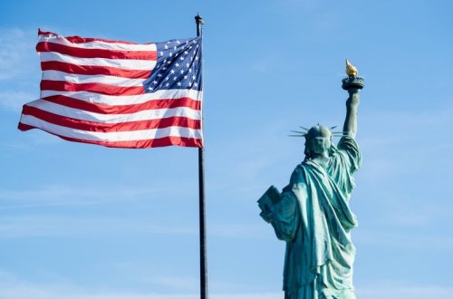 “Macəra dolu Amerika” – Azərbaycanlı deputatdan sensasion yazı!