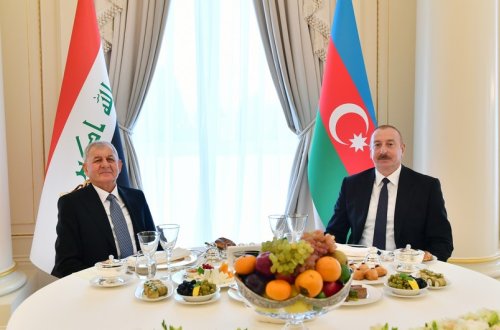 Azərbaycan Prezidentinin adından İraqın dövlət başçısının şərəfinə rəsmi nahar verilib