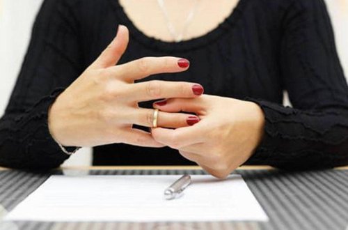 Azərbaycanda boşanmanın səbəbləri açıqlandı - SORĞU