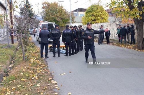 Gənc qadın küçədə öldürüldü - Foto - Yenilənib