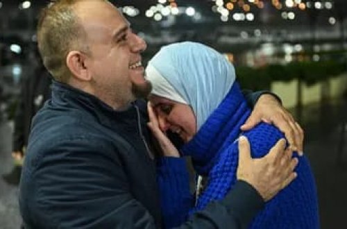 Qəzzadan təxliyə edilən Türkiyə vətəndaşları İstanbula gəlib