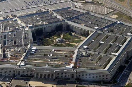 ABŞ hərbi gəmisi Qırmızı dənizə düşüb