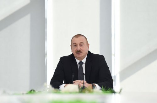 Prezident İlham Əliyev Bakıda keçirilən beynəlxalq forumda çıxış edir - YENİLƏNİR + CANLI YAYIM