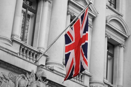 Britaniya Rusiyanı hərbi texnika ilə təchiz edənlərə qarşı sanksiyalar elan edib