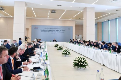 Azərbaycan Prezidenti beynəlxalq forumun iştirakçılarını sülh müqaviləsinin detalları barədə məlumatlandırıb