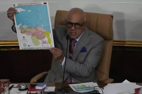 Braziliya Venesuela ilə sərhədə qoşun yığır