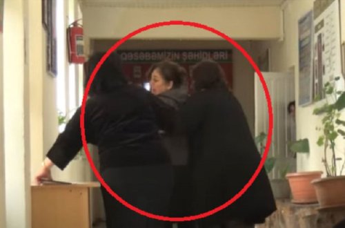 Məktəbdə qalmaqal: Direktor müəllimi döyüb? (VİDEO)