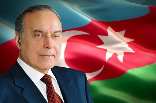 Ümummilli liderin vəfatından 20 il ötür