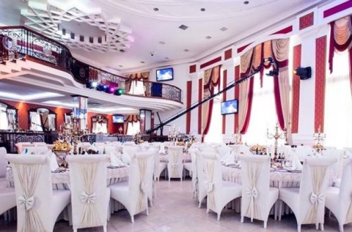 Bu şadlıq sarayı bağlandı