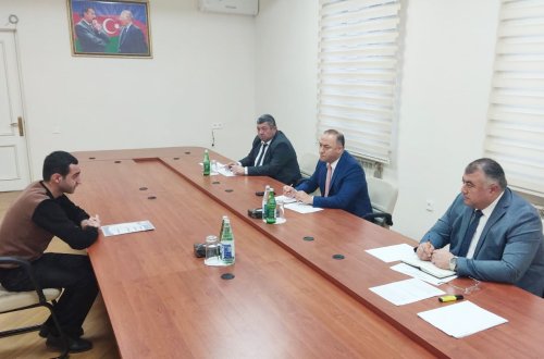 Kənd Təsərrüfatı Nazirliyinin aparat rəhbəri Azad Cəfərli Qazaxda vətəndaşları qəbul edib