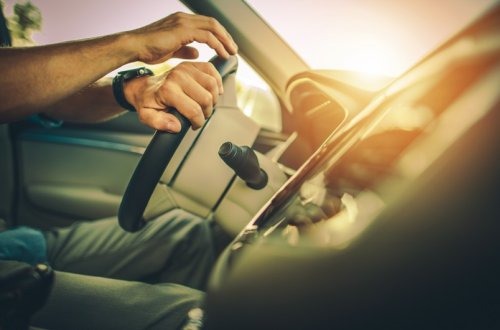 Bakıda sürücü idarəetməni itirərək qəza törədib, sərnişin xəstəxanada ölüb