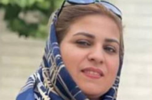 İranda müxalif siyasi fəala məhkəmədə hökm oxundu - FOTO