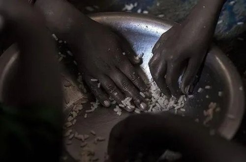 Efiopiyada 176 nəfər aclıqdan ölüb