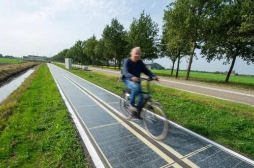 Hollandiyada günəş enerjisi ilə işləyən iki velosiped yolu istifadəyə verildi
