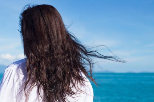 Bakıda 20 yaşlı Aytacı keçmiş əri küçənin ortasında bıçaqladı