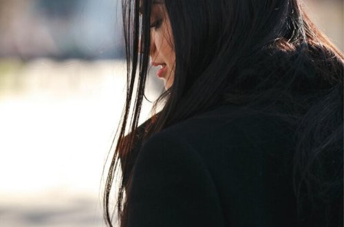 Xəzər TV-yə çıxan qadın gerçəyi illər sonra öyrəndi - Bakıda evdən qaçan qızı birlikdə yaşadığı kişi ilə...