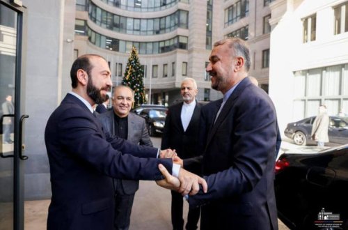 İranın XİN rəhbəri İrəvanda Mirzoyanla görüşüb