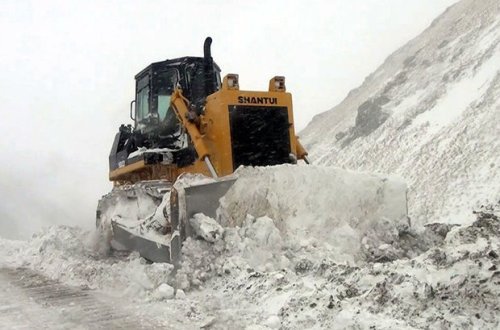 Ordumuzun təminat yolları qar örtüyündən təmizlənir - VİDEO