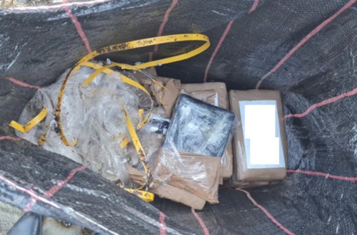 Avstraliya çimərliklərində 120 kiloqramdan çox narkotik tapılıb