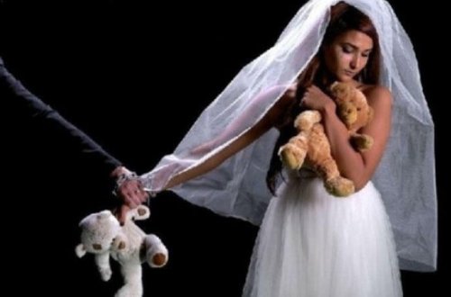 12 yaşında nişanlandırılan qızın valideynlərindən izahat alındı - RƏSMİ