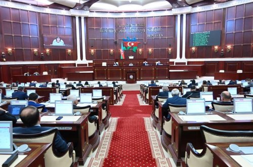 Parlamentin payız sessiyası başa çatıb, deputatlar tətilə çıxıb