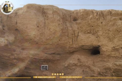 Arxeoloqlar Əfqanıstanda maraqlı artefaktlar aşkar ediblər - FOTO