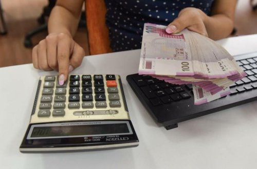 Bu şəxslərə ŞAD XƏBƏR: 270 manat oldu - VİDEO