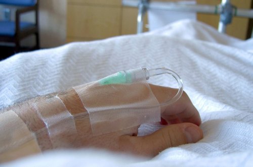 Bayram günlərində zəhərlənmə şübhəsi ilə bağlı KTM-ə 56 müraciət daxil olub, biri ölüb