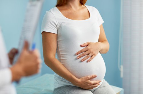 Təəccüblü hadisə: Qadın 35 il bətnində uşaqla yaşayıb