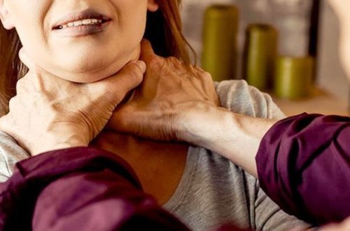 Tələbə bacısını boğaraq öldürən şəxsin məhkəməsi başlayır