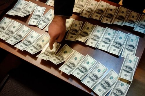 Şirvanda saxta dollar satan dəstə üzvləri saxlanılıblar - FOTO/VİDEO