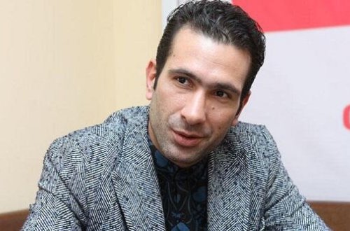 Emil Rəhmanın qızının məktubu hər kəsi ağlatdı - FOTO