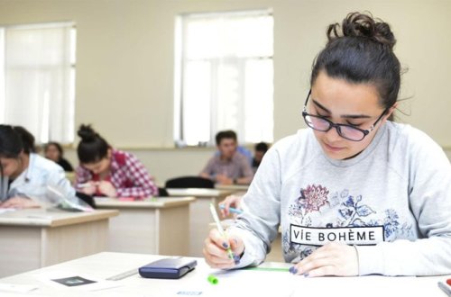 Yuxarı sinif şagirdlərinin nəzərinə: 10-11-ci siniflər ləğv olunur? (AÇIQLAMA)