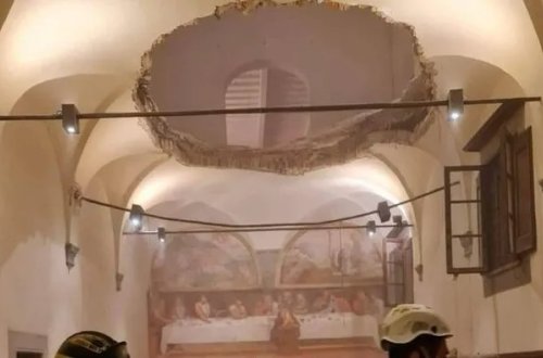 İtaliyada toy zamanı döşəmə çöküb: 35 nəfər xəsarət alıb