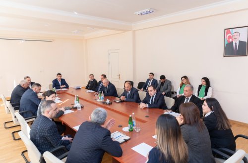 Kənd təsərrüfatı nazirinin müavini İlhamə Qədimova Zərdabda vətəndaşları qəbul edib, fermerlərlə görüşüb