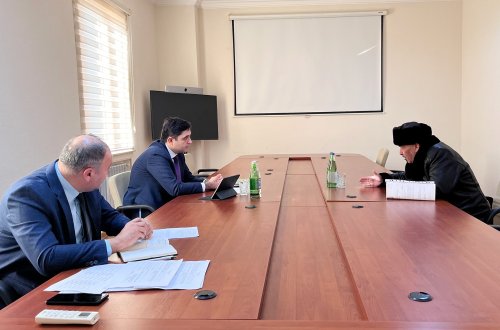 Aqrar Sığorta Fondunun sədri Fuad Sadıqov Ucarda vətəndaşları qəbul edib