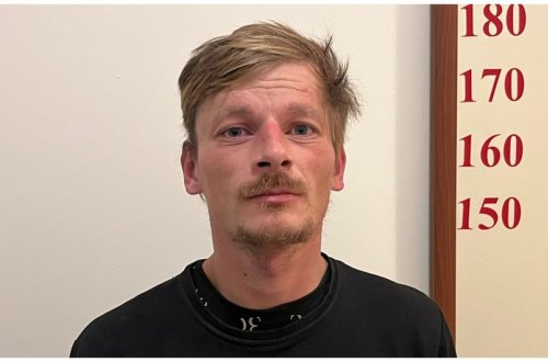 Qubada üzərində avtomat və narkotik gəzdirən şəxs saxlanılıb