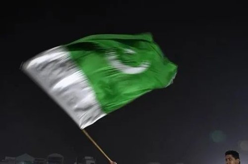 Pakistanda terrora görə təhsil dayandırılıb