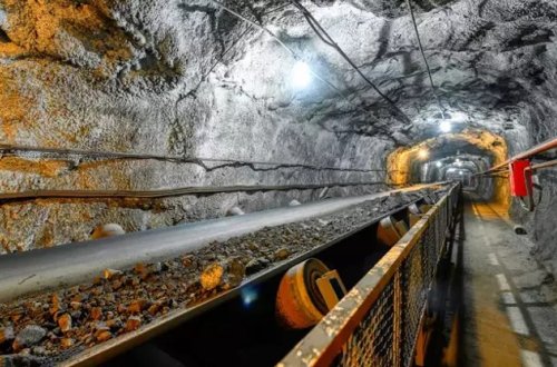 Malidə qızıl mədənində çökmə baş verib: 73 nəfər ÖLÜB