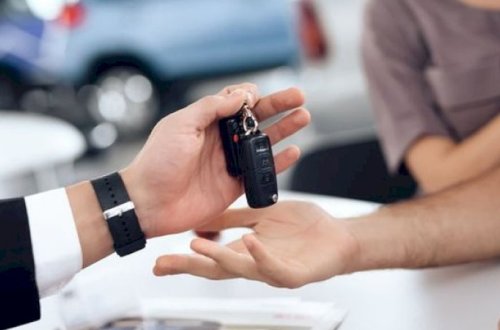 Etibarnamə ilə avtomobil alanlara xəbərdarlıq (VİDEO)