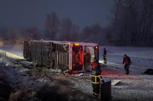 В Турции перевернулся автобус, 6 человек погибли, 33 пострадали