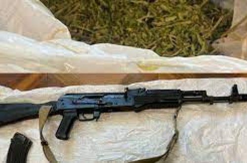 Xızı polisi silahlı şəxs və yarım kiloqrama yaxın narkotik aşkar edib