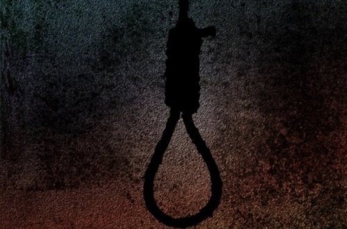 İranda 4 nəfər edam olunub