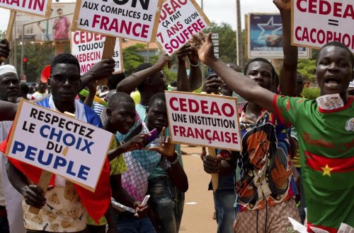 ECOWAS Mali Burkina Faso və Nigerin qərarına reaksiya verib