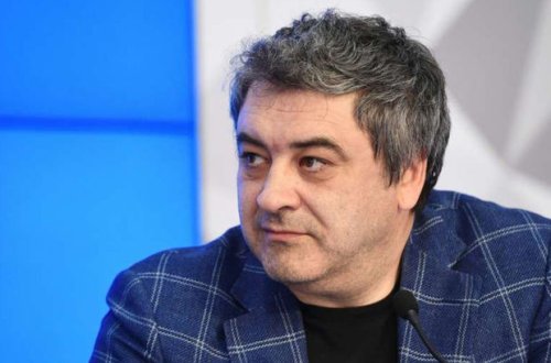 Rusiyada prezidentliyə namizəd seçkidən çəkildi