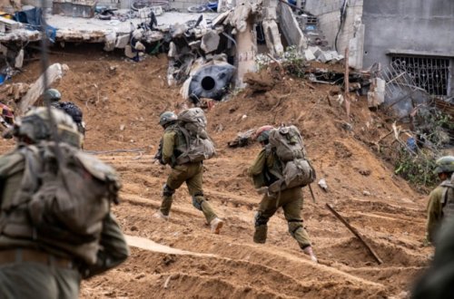 İsrail bütün Qəzzanı mühasirəyə alır - Fələstinlilərin qaçmağa yeri yoxdur