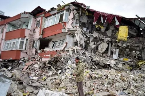 Aİ Türkiyəyə 400 milyon avroluq zəlzələ yardımı edib