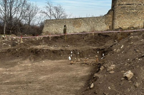 Əsgəranda məzarlıqda basdırılanların Xocalı sakinləri olması ehtimal edilir - RƏSMİ